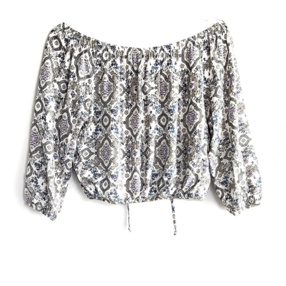Sadie & Sage • Off Shoulder Scrunch Crop Top - Picture 8 of 9